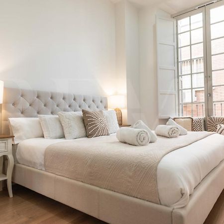Dreamy Mediterranean Apartment With Parking - Center By Rems Málaga Eksteriør bilde